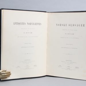 Norske oldsager ordnede og forklarede. tegnene paa træ af C. F. Lindberg. I-II.