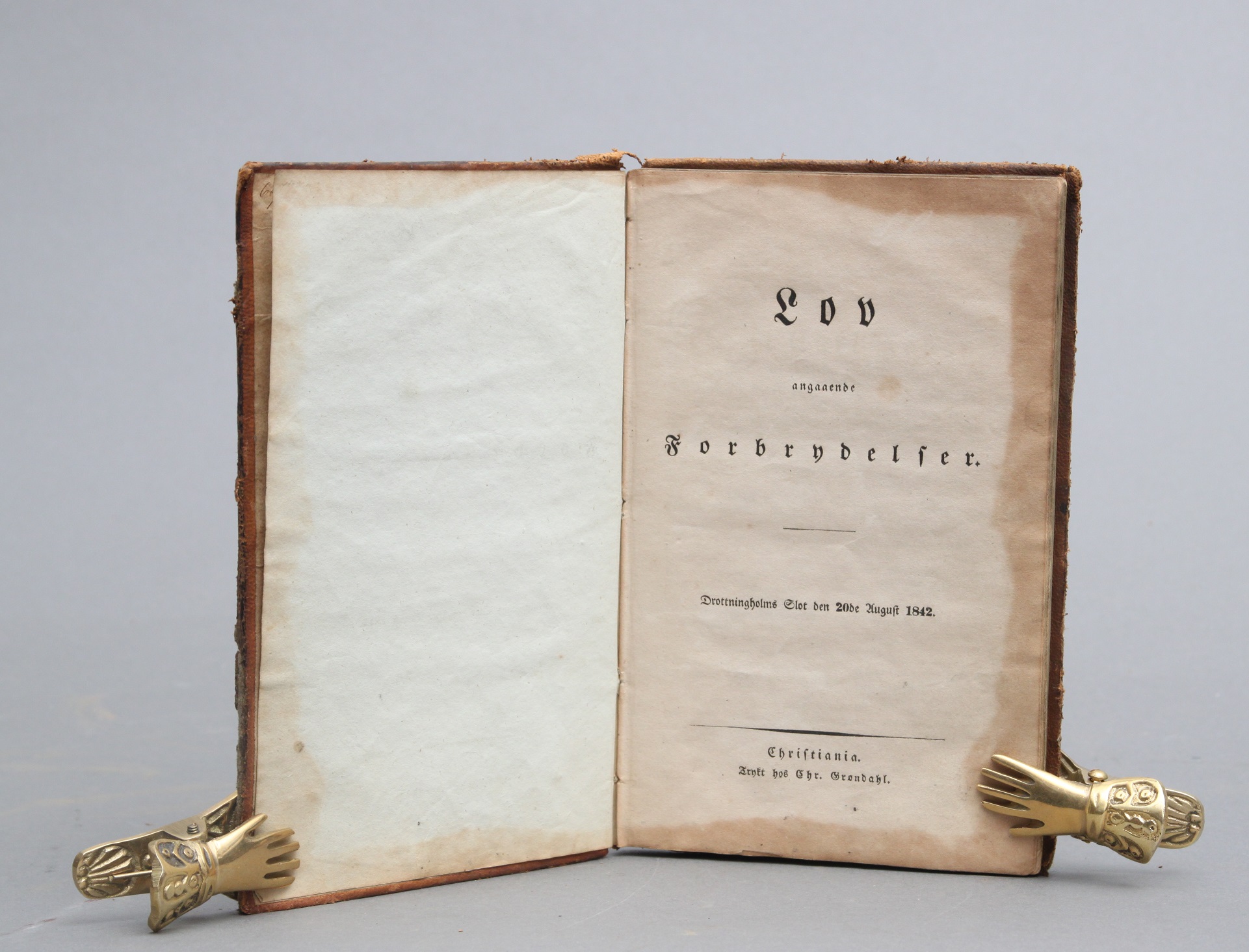 Lov angaaende Forbrydelser. Drottningholms Slot den 20de August 1842.
