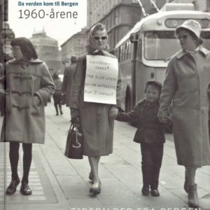 1960-årene. Tidsbilder fra Bergen. Redaksjon: Knut Strand (fotoansvarlig), Frode Bjerkestrand (tekst), Truls Synnestvedt (tekst) og Torleif Trettenes (arkivansvarlig). 2. opplag. Bergens Tidende, Bøker,